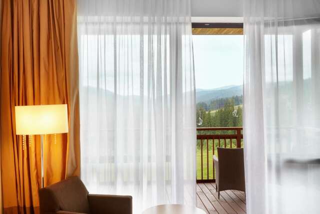 Курортные отели Radisson Blu Resort Bukovel Буковель-40
